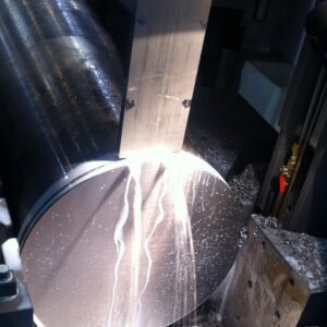 เทรนด์นวัตกรรมเครื่องเลื่อยสายพานสำหรับกระบวนการผลิต