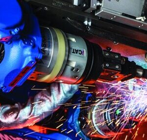 เทคโนโลยีงานเชื่อมโลหะอัตโนมัติที่มีคุณภาพสูงสุด การนำหุ่นยนต์เชื่อมโลหะ และระบบเชื่อมโลหะอัตโนมัติ