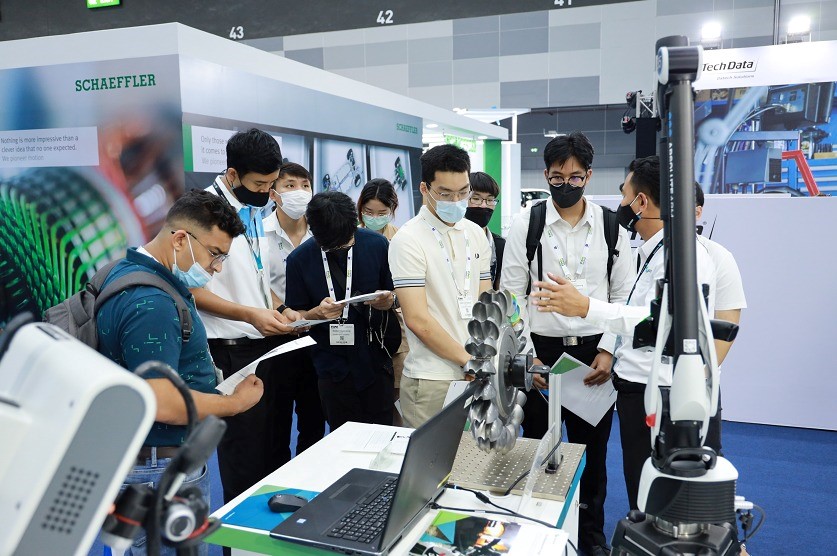 Restating Industrial Leadership in Metrology Devices at Hexagon's APAC Distributor Meeting & Future Mobility Asia 2022