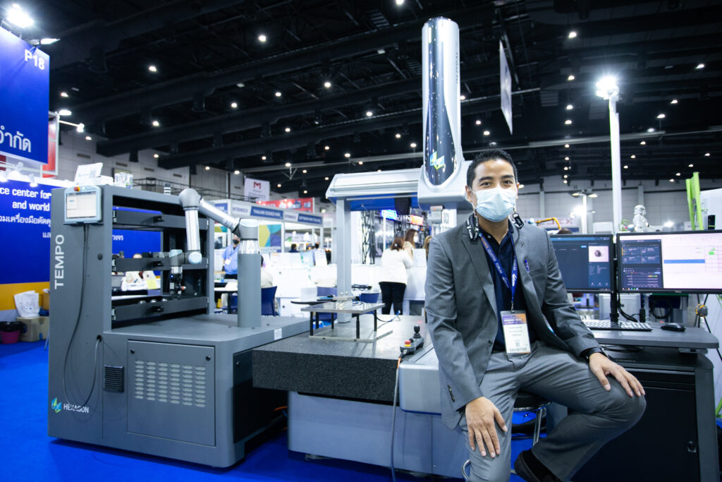 COBOT encourage the manufacturing industry in to produce sophisticated