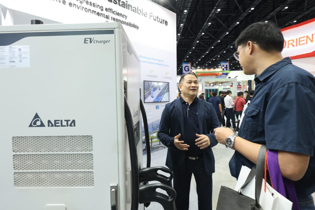 อินฟอร์มาฯ สานต่อความร่วมมือ สมาคมยานยนต์ไฟฟ้าไทย จัดงาน “Electric Vehicle Asia 2024” ยกระดับการผลิตไทยสู่การเปลี่ยนแปลงอุตสาหกรรมยานยนต์ไฟฟ้าระดับโลก