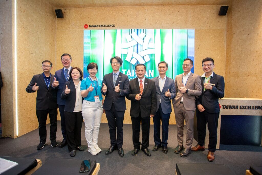 Manufacturing Expo 2025: Gearing Up for Green and Smart Manufacturing Powered by AI