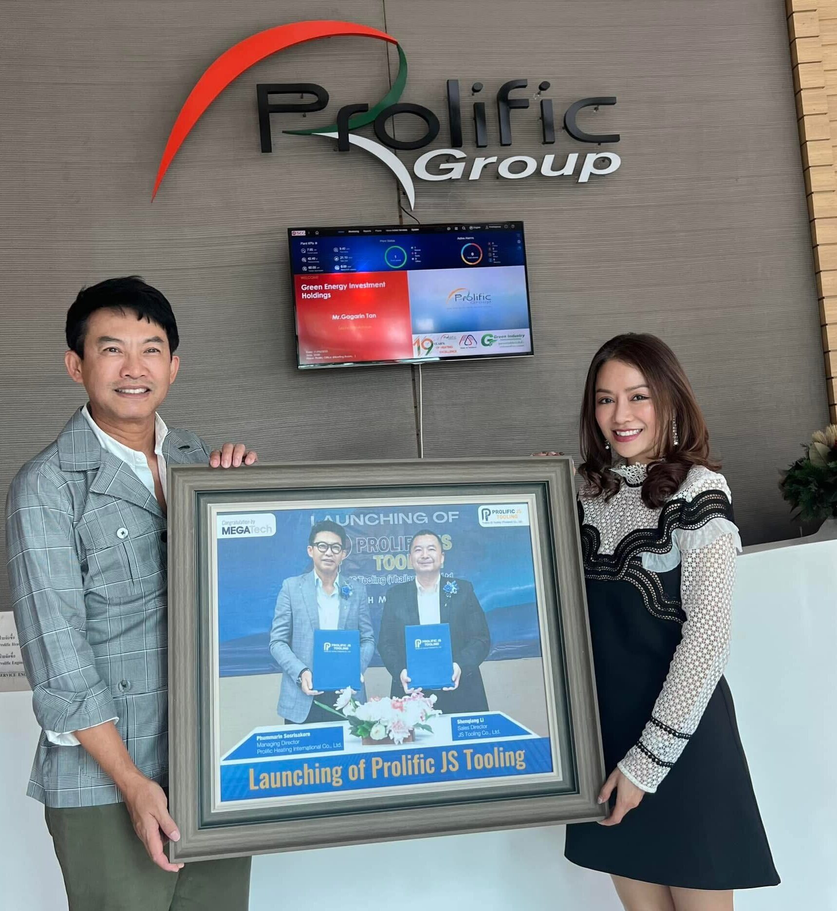 Mr. Mr. Phummarin Sosrisakorn - Managing Director of Prolific Heating International Co.,Ltd (PH) and Ms. Khemruji Pruankaewmanee - Managing Director of MEGATech Thailand