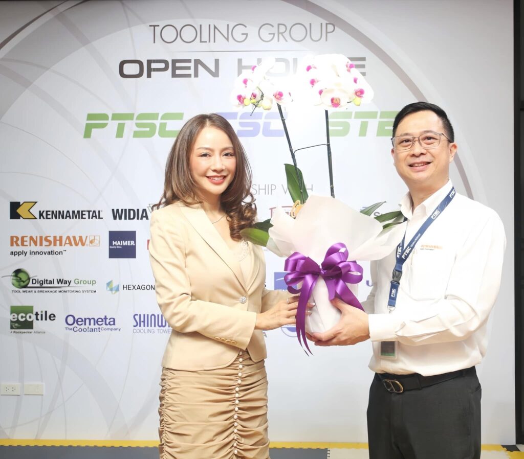 Mr. Rungsimon Sompornnimitkul - Managing Director of Precision Tooling Services Co.,Ltd and Ms. Khemruji Pruankaewmanee - Managing Director of MEGATech
คุณรังสิมันต์ สมพรนิมิตรกุล - Managing Director of Precision Tooling Services Co.,Ltd และ คุณเขมรุจิ ปรวนแก้วมณี - Managing Director of MEGATech