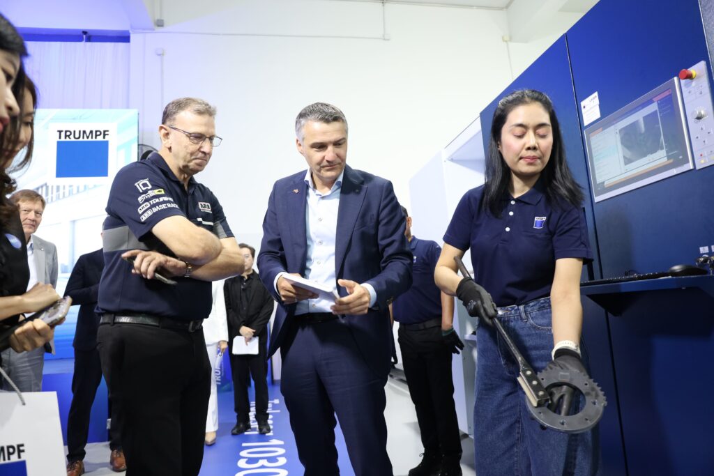 “TRUMPF NEXT: The Future of Sheet Metal Processing” 19