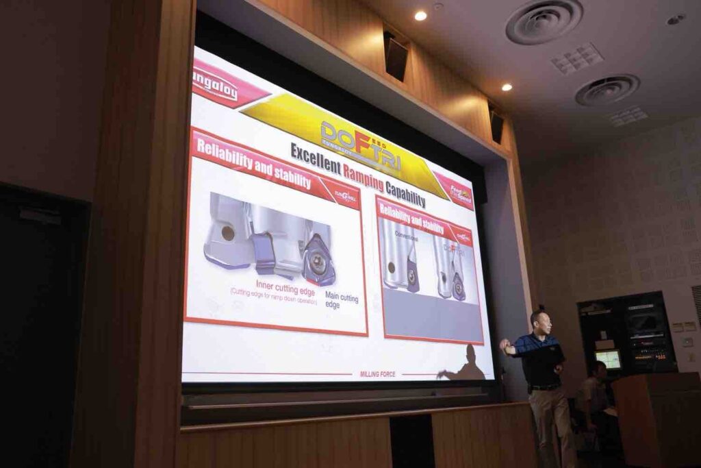 Mr. Kawaguchi Tatsuya, Chief Technical Officer ,Tungaloy Corporation , Asia seminar 2025,Tungaloy Asia seminar 2025 , Tungaloy , Tungaloy-NTK Thailand , Tungaloy factory tour 2025, Tungaloy dealer seminar 2025