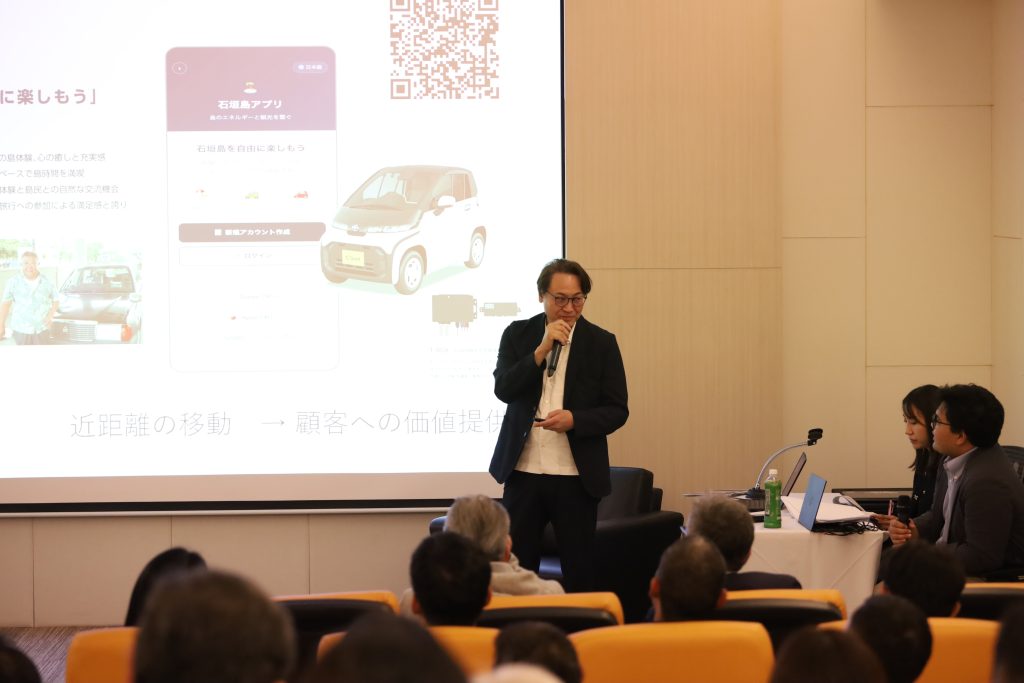 We are AZAPA creating new way with high technology and ideas คุณยาสุฮิโร คอนโดะ (Yasuhiro Kondo) ประธานและประธานเจ้าหน้าที่บริหาร บริษัท AZAPA Co., Ltd.