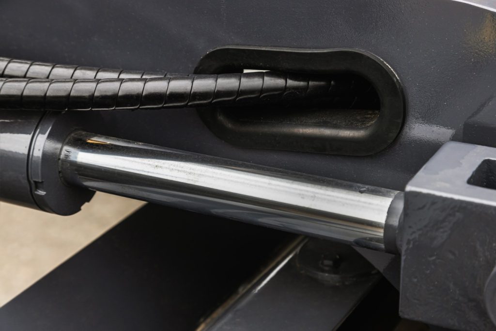 น้ำมันไฮดรอลิคอุตสาหกรรมสำหรับโรงงาน Tier 1