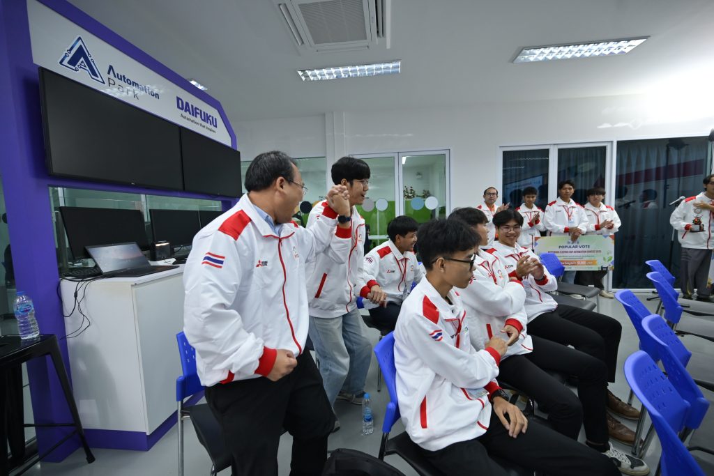 นักศึกษานำเสนอโซลูชันลดการปล่อยคาร์บอนในอุตสาหกรรมไทย มิตซูบิชิ MECA Thailand 2025