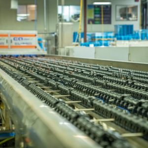 ระบบสายพานลำเลียงแบบโซ่ (Chain Conveyor)