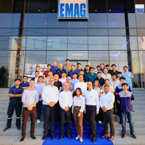 เครื่องเจียรเฟือง EMAG (Gear Grinding Machine)