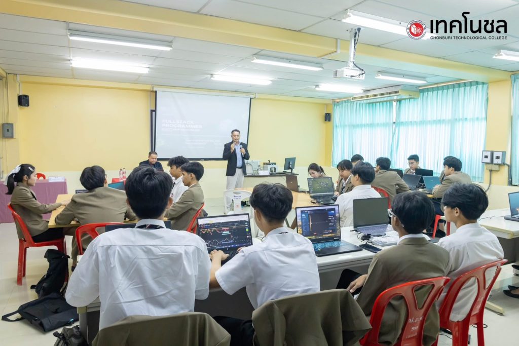 การพัฒนาบุคลากร Smart Manufacturing: กุญแจสู่ความสำเร็จของโรงงานอัจฉริยะ Sumipol Institute of Manufacturing Technology (SIMTEC) Sumipol Corporation Limited วิทยาลัยเทคโนโลยีชลบุรี