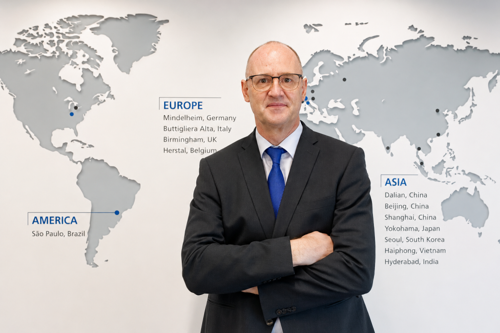 Mr. Uwe Wedler, Managing Director, GROB Machine Tools (Thailand) Co., Ltd GROB, Machine G350
